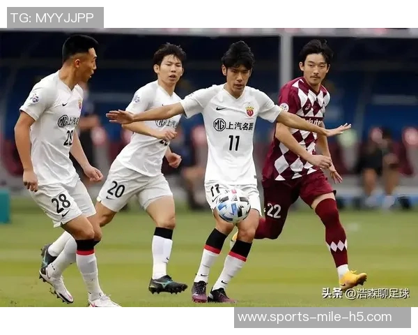 海港队实力欠缺引发关注球迷期待周末联赛表现提升